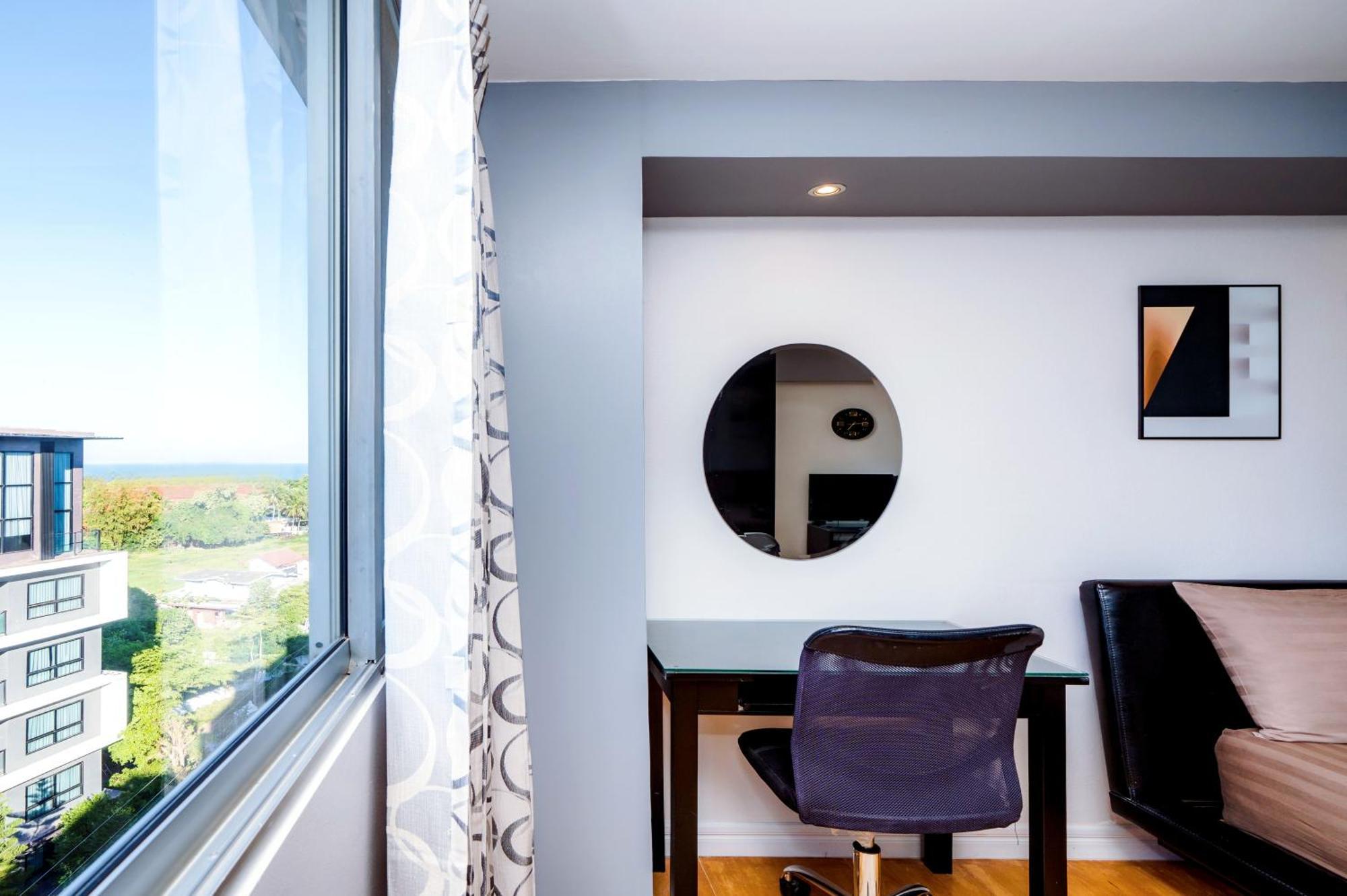 Апартаменты First Hua Hin - Happy Rent Экстерьер фото